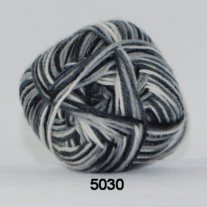 Sock 4 - Uld/Nylon strømpegarn fra Hjertegarn 5030 Grå multi