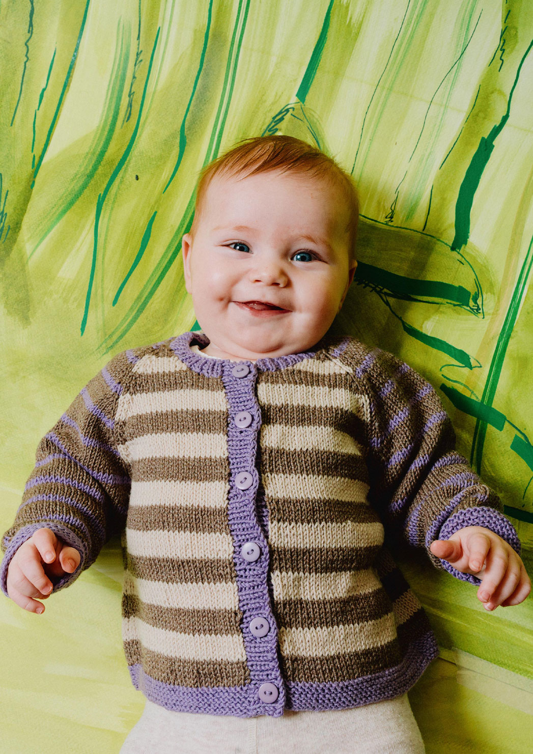2726 Marli Cardi Baby fra Hjertegarn