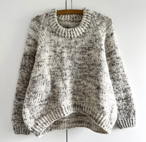 2757 Martina sweater fra Hjertegarn