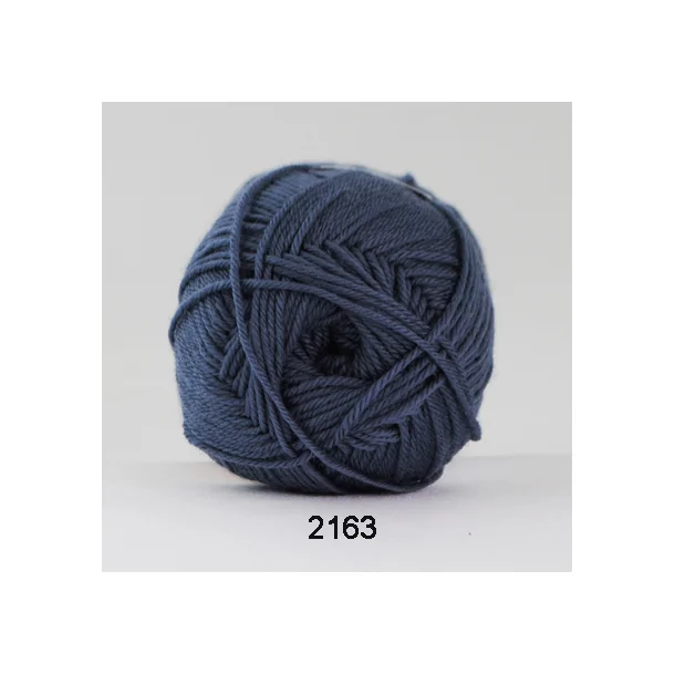 Babywool Trunte Merino - Merinould fra Hjertegarn 2163 Mørkeblå