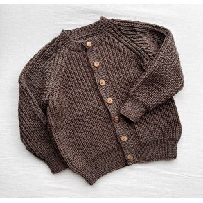 2753 Freja Cardigan fra Hjertegarn