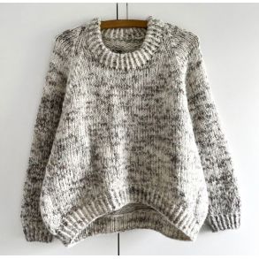2757 Martina sweater fra Hjertegarn
