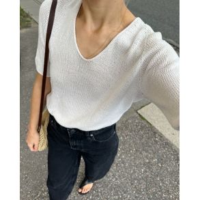 Kumulus Tee V-Neck fra PetiteKnit