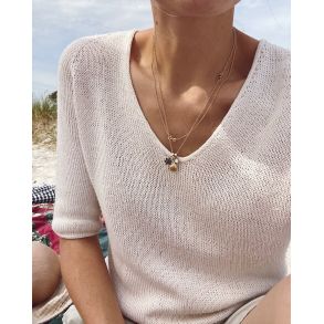 Strikkekit Kumulus Tee V-Neck fra PetiteKnit
